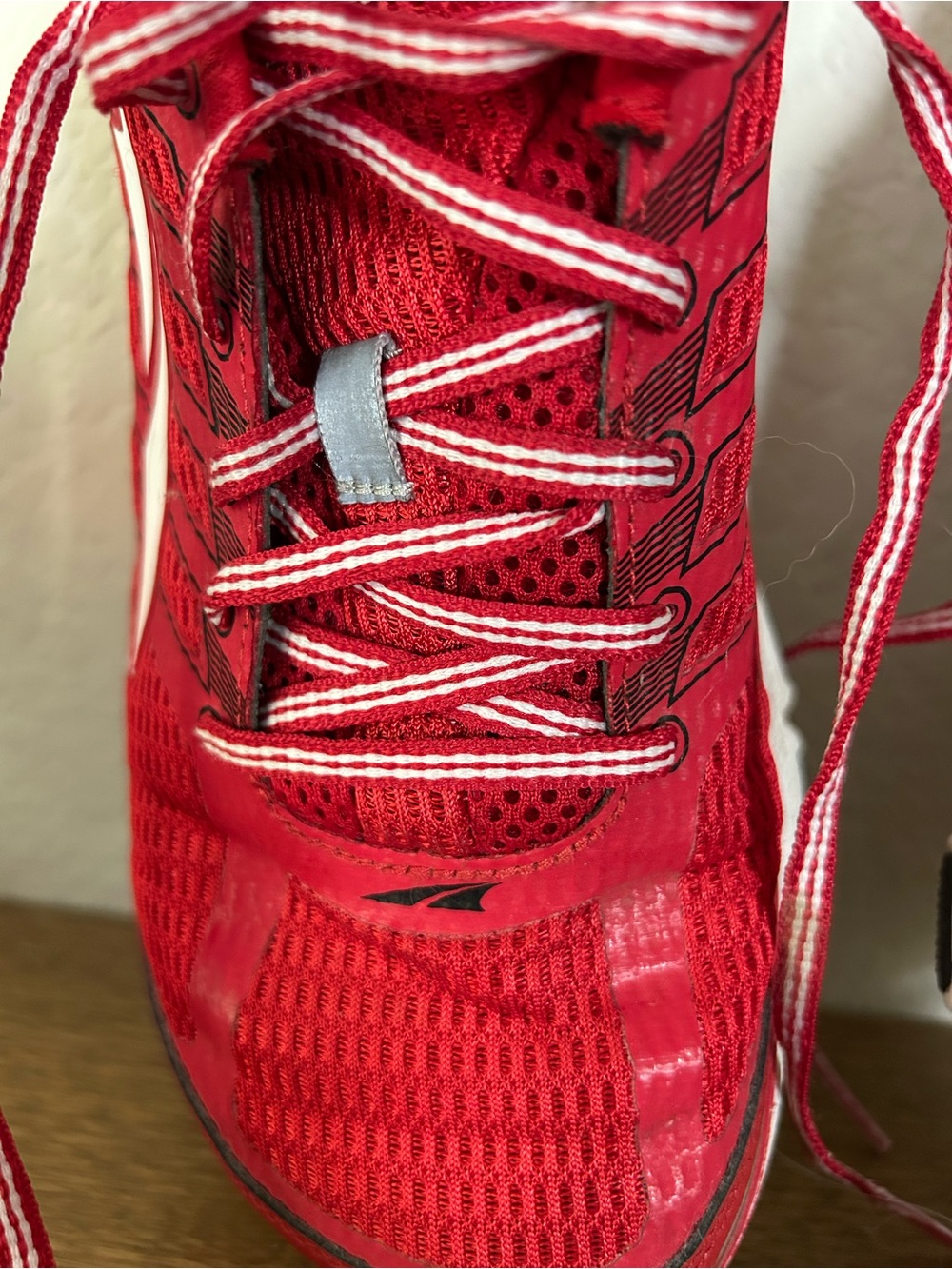 Altra Red Women's Athletic Running Shoes Bold Red Sz 8 - Picture 8 of 11